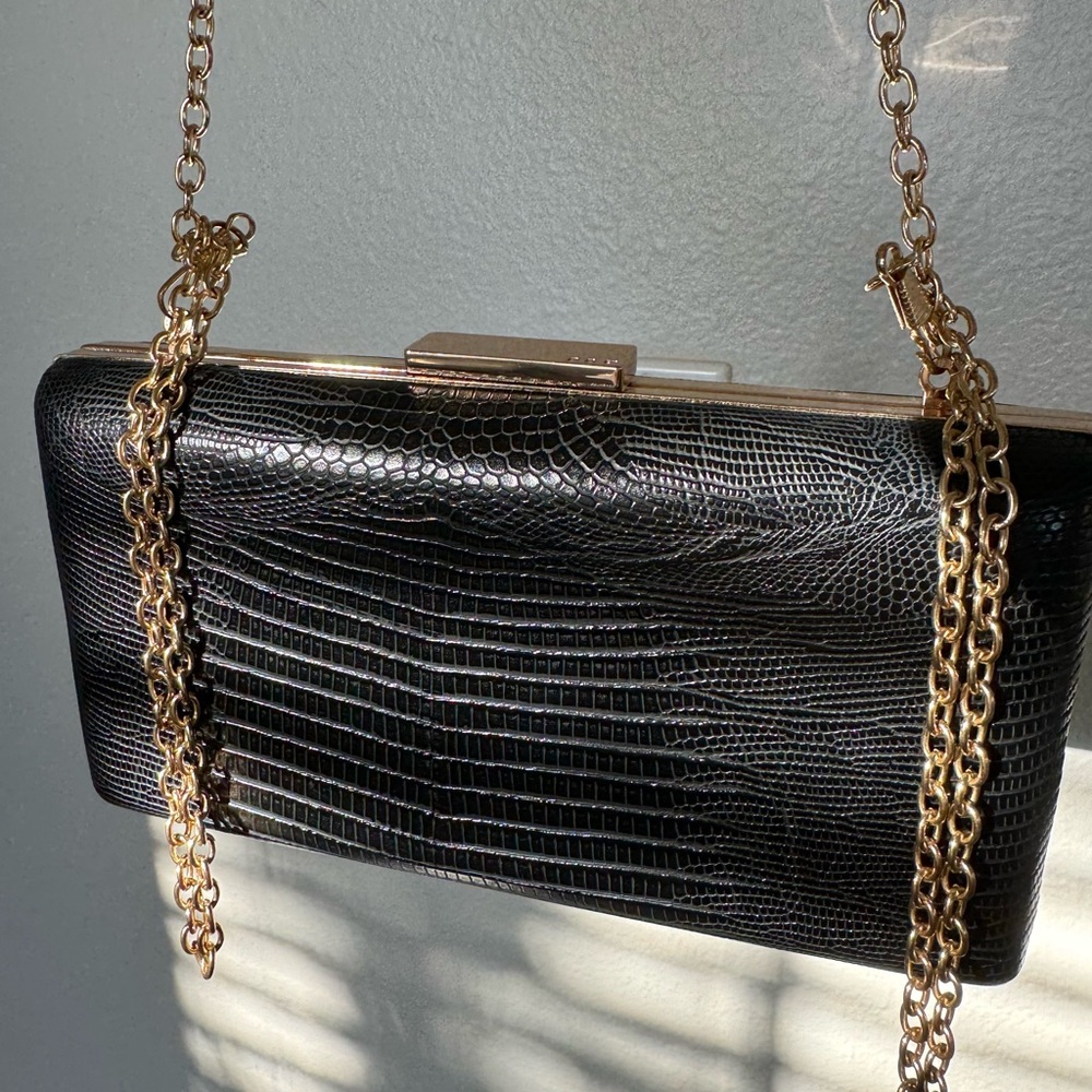 Elegant Black Chain Clutch
